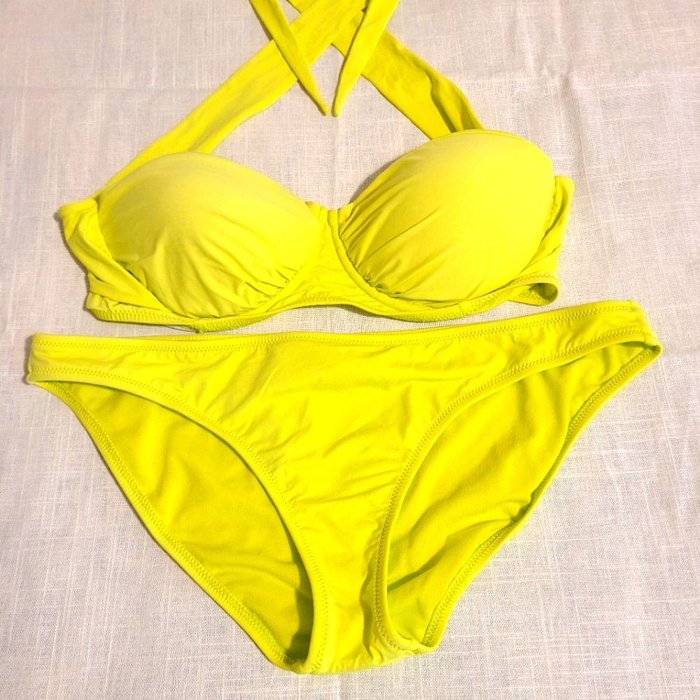 R Collection Bathing Suite 2 Piece Set - L